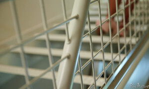 Аппетитная дамочка с татуировками ебется в пизду